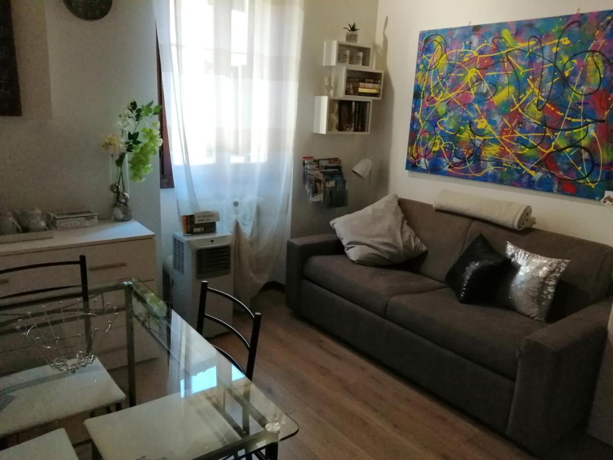 Castle View Lodge Intero Appartamento Verona Centro Storico ภายนอก รูปภาพ
